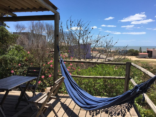 Imagen 9 de 14 de Casa A 300 Mts De Playa Del Rivero, Para 4 Personas.