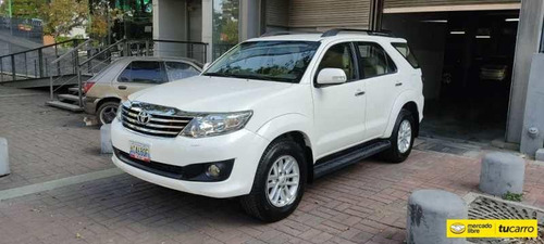 Toyota Fortuner Automática