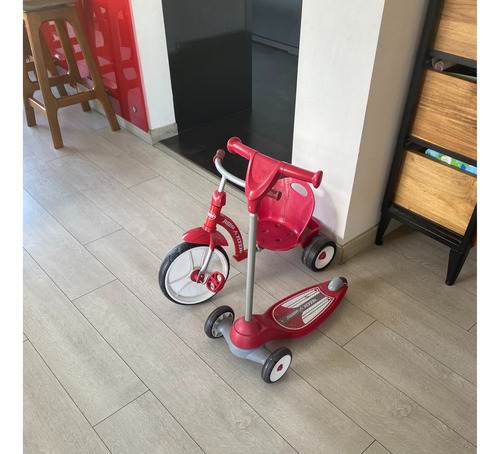 Combo Triciclo Y Monopatin Rojo Radio Flyer Rider Color Red