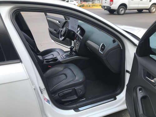 Imagen 13 de 15 de Audi A4 1.8 T Luxury Multitronic Cvt 2013