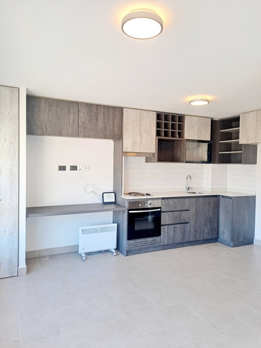 Hermoso Homestudio, Edificio Vivie Ainavillo (75491)