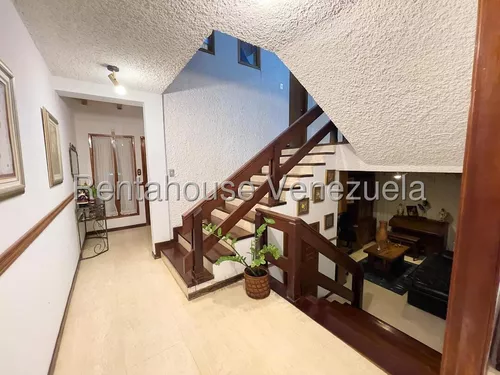 Casa En Venta En La Tahona