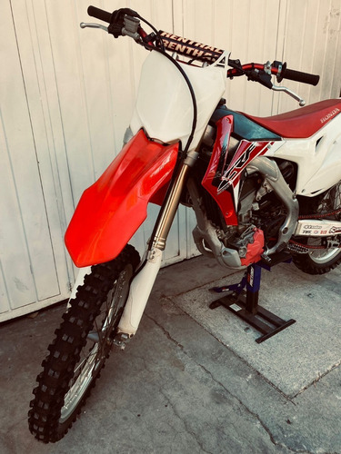Imagen 2 de 9 de Honda Crf 250