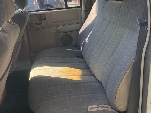 Chevrolet Picape Cabine Dupla Chevrolet S10 Cabine Dupla Luxe 4x2 2.2 EFi (Cab Dupla)