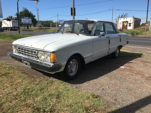 Ford Falcon Deluxe 1975