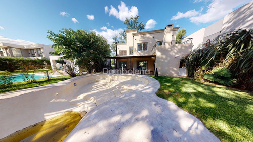 Casa En Alquiler Ubicado En Haras María Victoria, Moreno, G.b.a. Zona Oeste