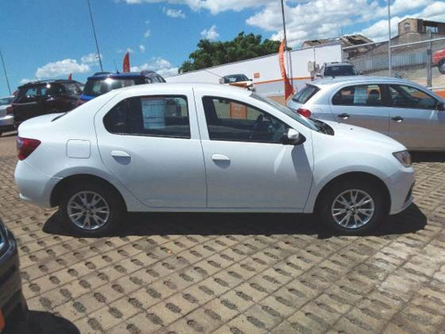 Imagem 9 de 9 de Renault Logan 1.0 12v Sce Flex Zen Manual