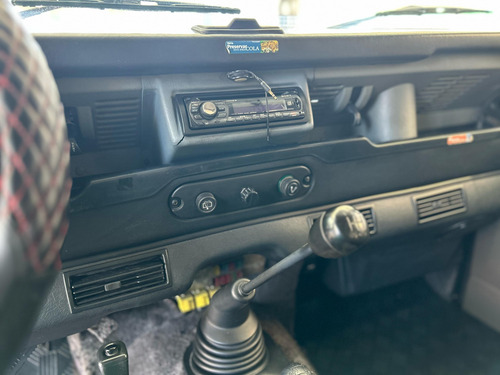 Land Rover Defender 2.5 CSW 110 4X4 TURBO DIESEL 4P MANUAL