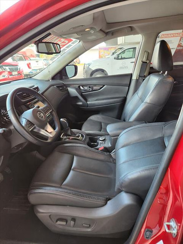 Nissan X-Trail 2.5 Exclusive 3 Row Cvt