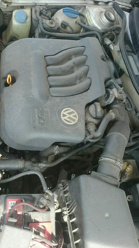Volkswagen Bora 2007 2.0 4p