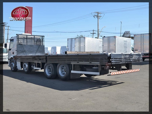 Imagem 11 de 25 de Caminhão Volvo Vm 270 Com Carroceria