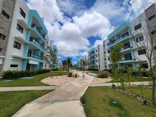 Apartamentos En Venta En Punta Cana, 3 Habitaciones, Listo P