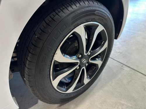Hyundai HB20 1.6 R SPEC 16V FLEX 4P MANUAL