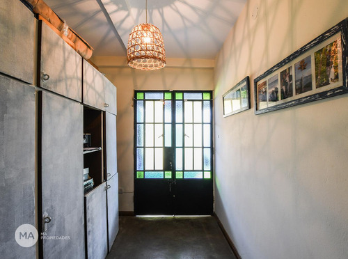 Casa 1 Dormitorio-j.j Paso 8400-rosario Fisherton | Venta