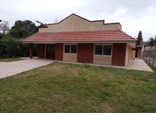 Imagen 1 de 30 de Casa A La Venta Barrio Semi Cerrado La Piedad 1353 La Reja