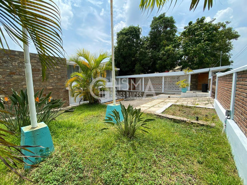 Oficinas En Renta En Col. Jardines