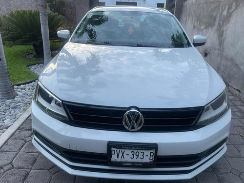 Imagen 3 de 13 de Volkswagen Jetta 2016 2.0 L4 At