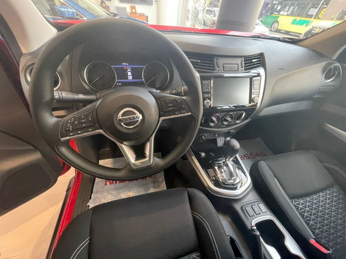Imagen 11 de 25 de Nissan Frontier 2023 2.3bt X-gear 4x4 At L22