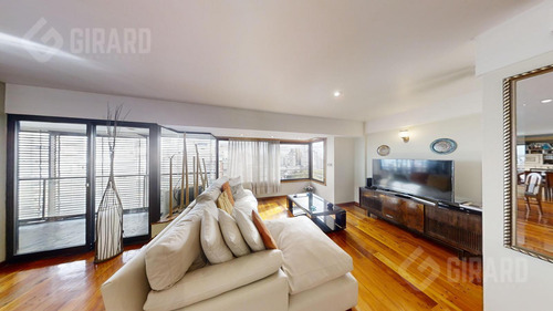 Piso En Venta Con Vista Panoramica, Ubicado En La Exclusiva Diagonal Pueyrredon.