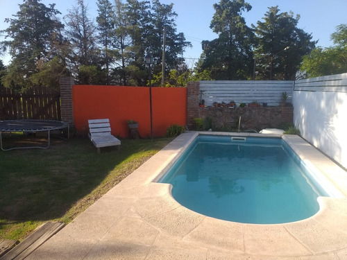 Imagen 7 de 9 de Oportunidad!! Venta Casa Excelente Ubicacion