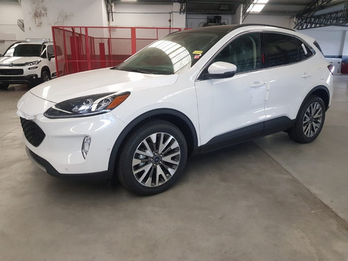 Nueva Ford Kuga Hibrida Titanium 0km 2021