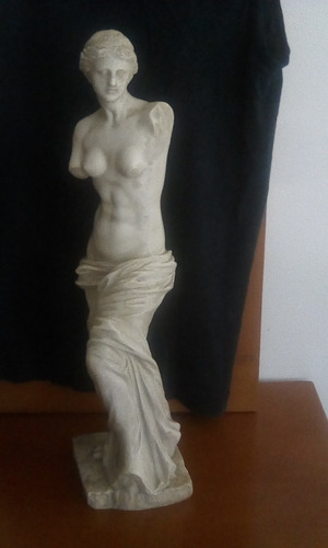 Imagen 1 de 2 de Estatua