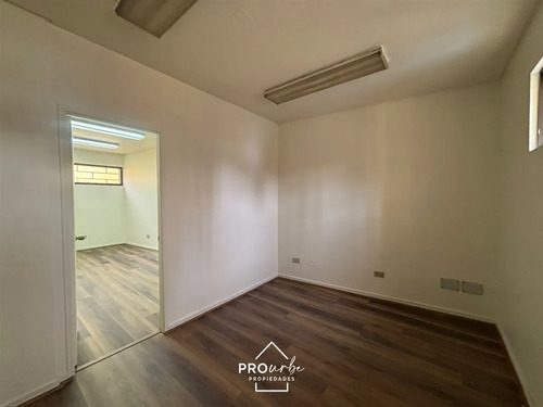 Oficina En Arriendo 685 M Útiles En Ñuñoa