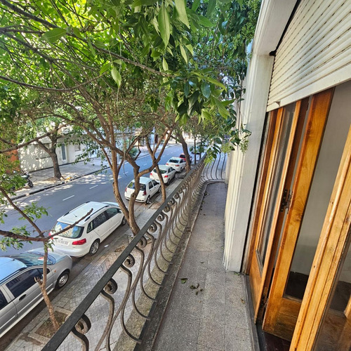 Casa En Planta Alta Con Cochera