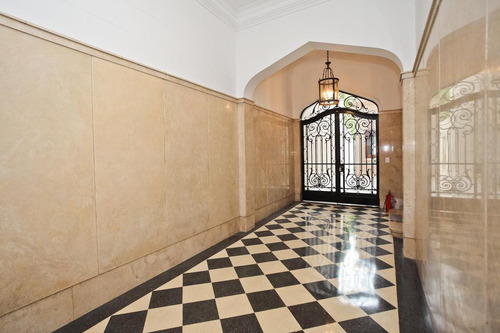 Imagen 2 de 29 de Casa Estilo Tudor En Alquiler - Belgrano R. Impecable Estado.
