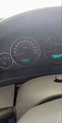 Jeep Grand Cherokee 5.7 Overland