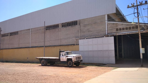 Galpón Comercial En Los Guayos   Ing-012