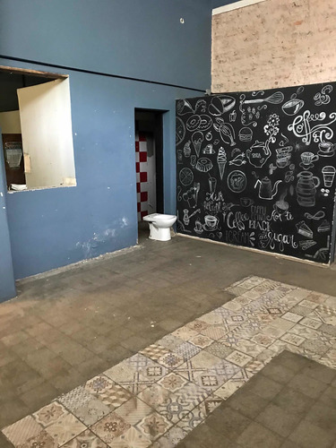 Imagen 4 de 12 de Vivienda Con Local Y Terraza 300m2