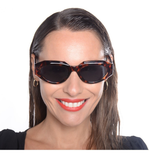 Imagen 2 de 7 de Anteojos Sol Infinit By Pampita Berni Carey Lente Gris