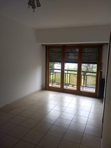 Departamento En Vicente Lopez Y Alem
