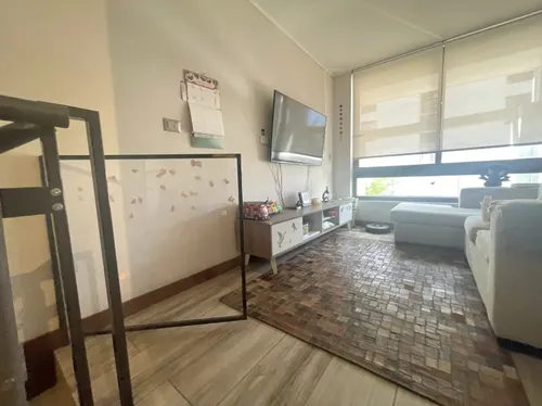 Duplex Con Jardin / Portal La Dehesa