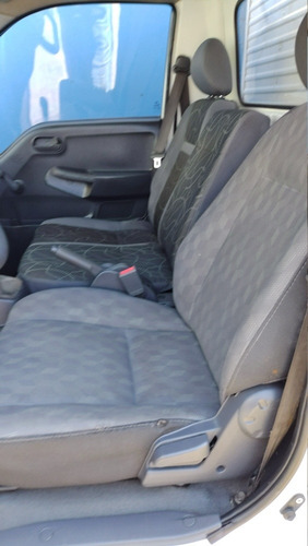 Kia Bongo 2013 + Ar Condicionado + Bau Km 151000