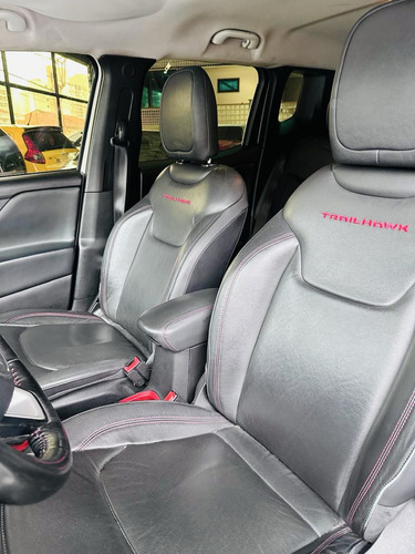 Jeep Renegade 2.0 16V TURBO DIESEL TRAILHAWK 4P 4X4 AUTOMÁTICO
