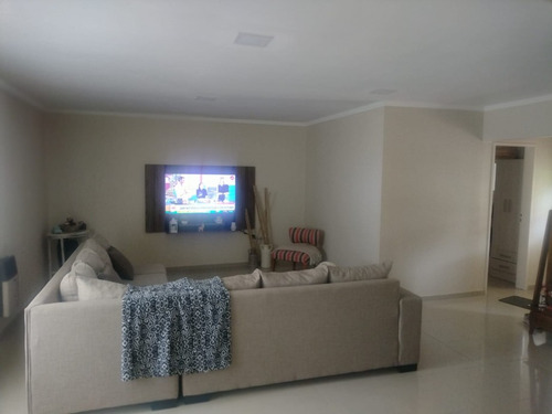 Casa En Venta En Barrio Sarmiento