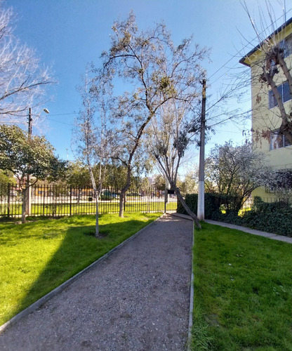 ¡¡¡ Ubicación Inmejorable, Ideal Para Remodelar A Tu Gusto !