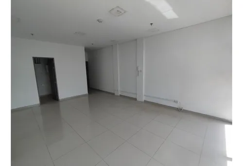 Oficina En Venta En Av Colombia Con Excelente Ubicación