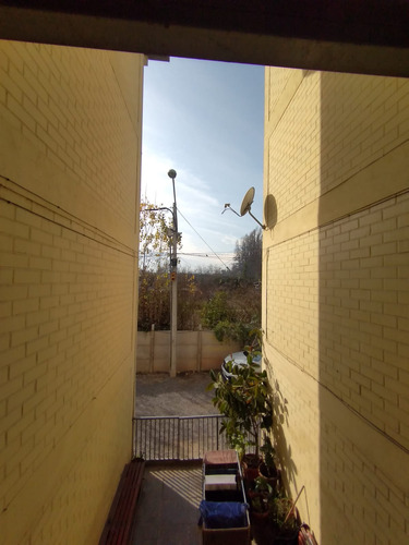 Venta Departamento De 2 Pisos En La Pintana