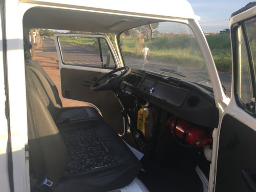 Kombi 12 Lugares