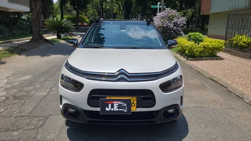 Citroën C4 Cactus 1.6 Shine Turbo Aut