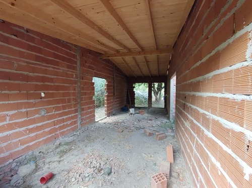Imagen 8 de 11 de Oportunidad Lote Con Casa A Terminar, Gral. Rodriguez