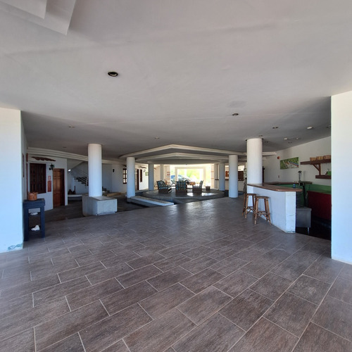 Venta De Hotel Cerca De Playa Caribe Margarita