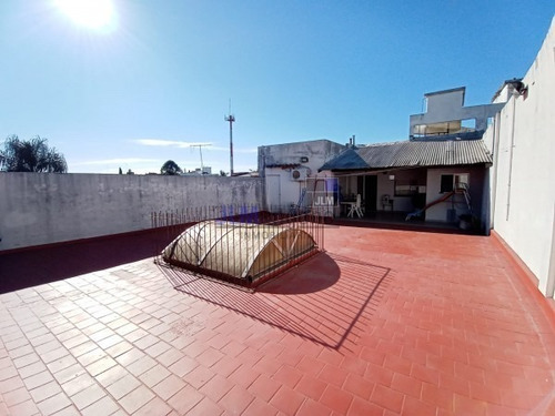 Imagen 26 de 26 de Galpon 500 M2 + 2 Deptos 4 Ambientes