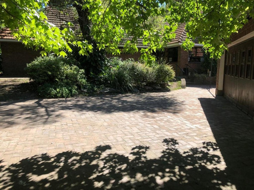 Imagen 22 de 30 de Casa En Venta 7 Amb Lote De 1394m2 Con Piscina