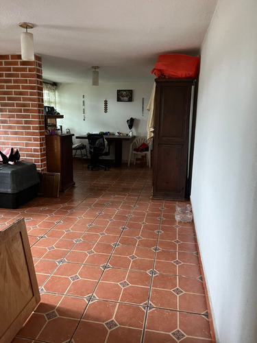 Edificio En Venta Con 6 Unidades Rentables Se Puede Vender Con Inquilinos