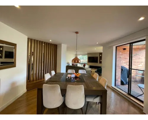 Vendo Santa Paula 200m2 3hab 4°piso Ext 2balcones Cbs 3parq