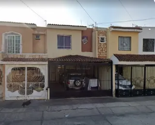 Casa En Parques Del Nilo En Guadalajara En Remate Bancario Sdc
